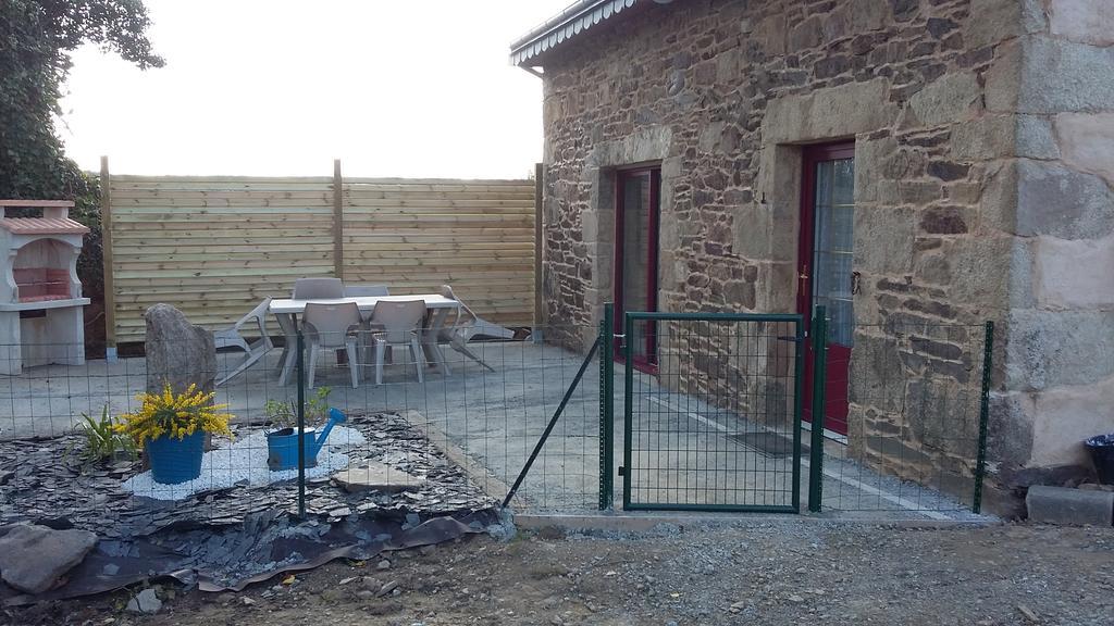 Gite La Chouette Bégard Kültér fotó